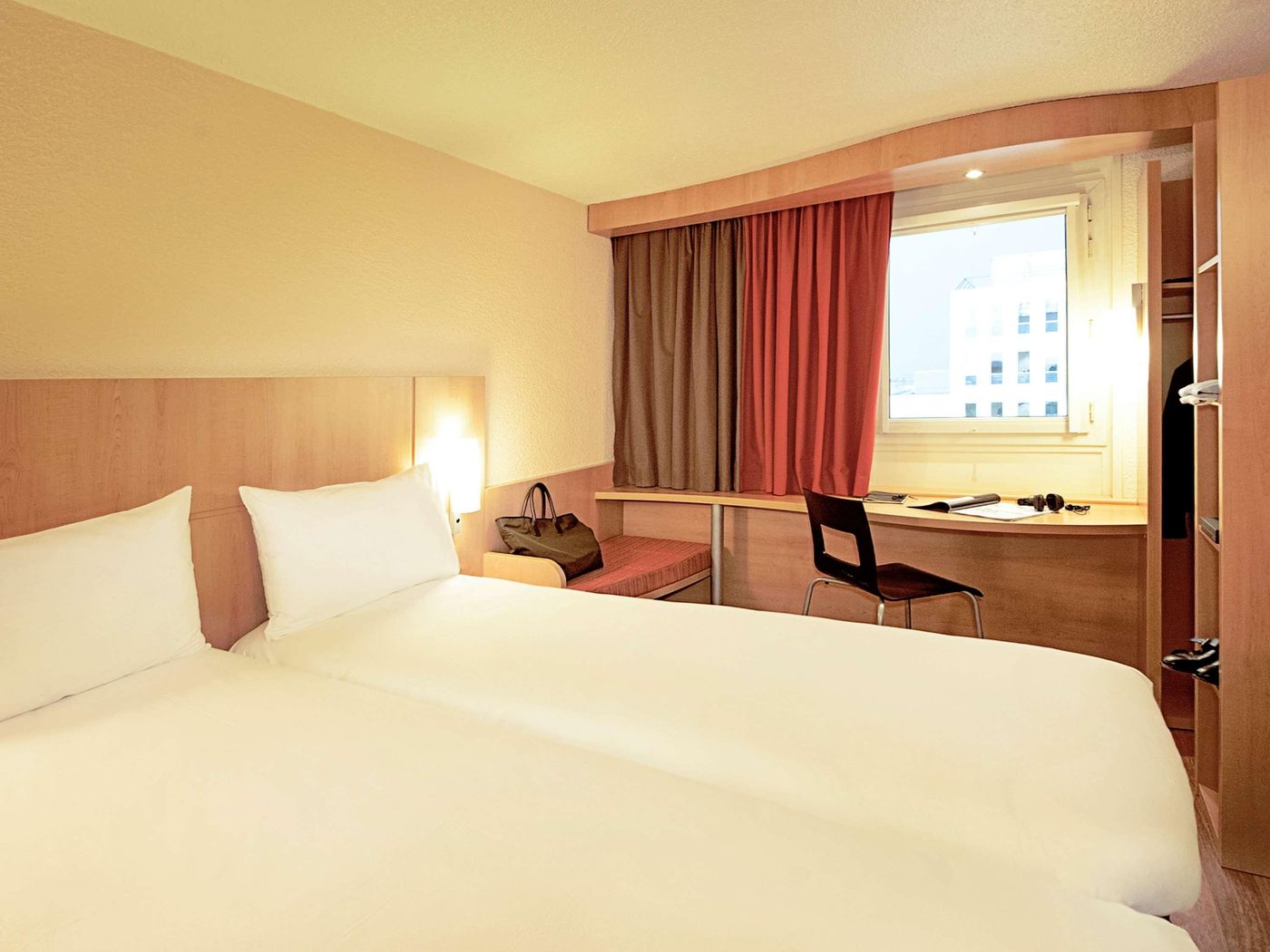 Ibis-Lisboa-Jose-Malhoa-Room-32