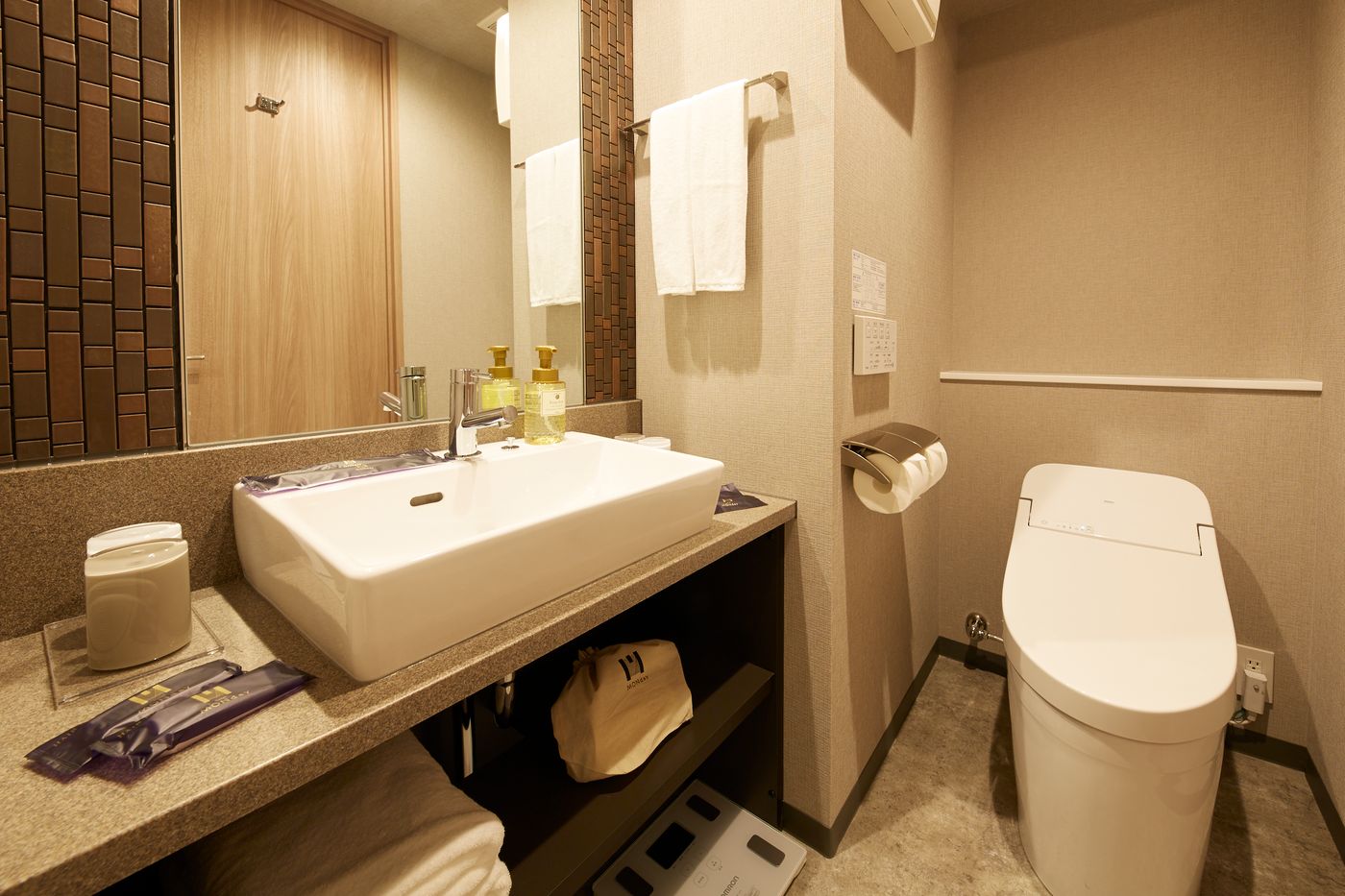 MONday Apart Premium Ueno-Japan-Tokyo-Room-6