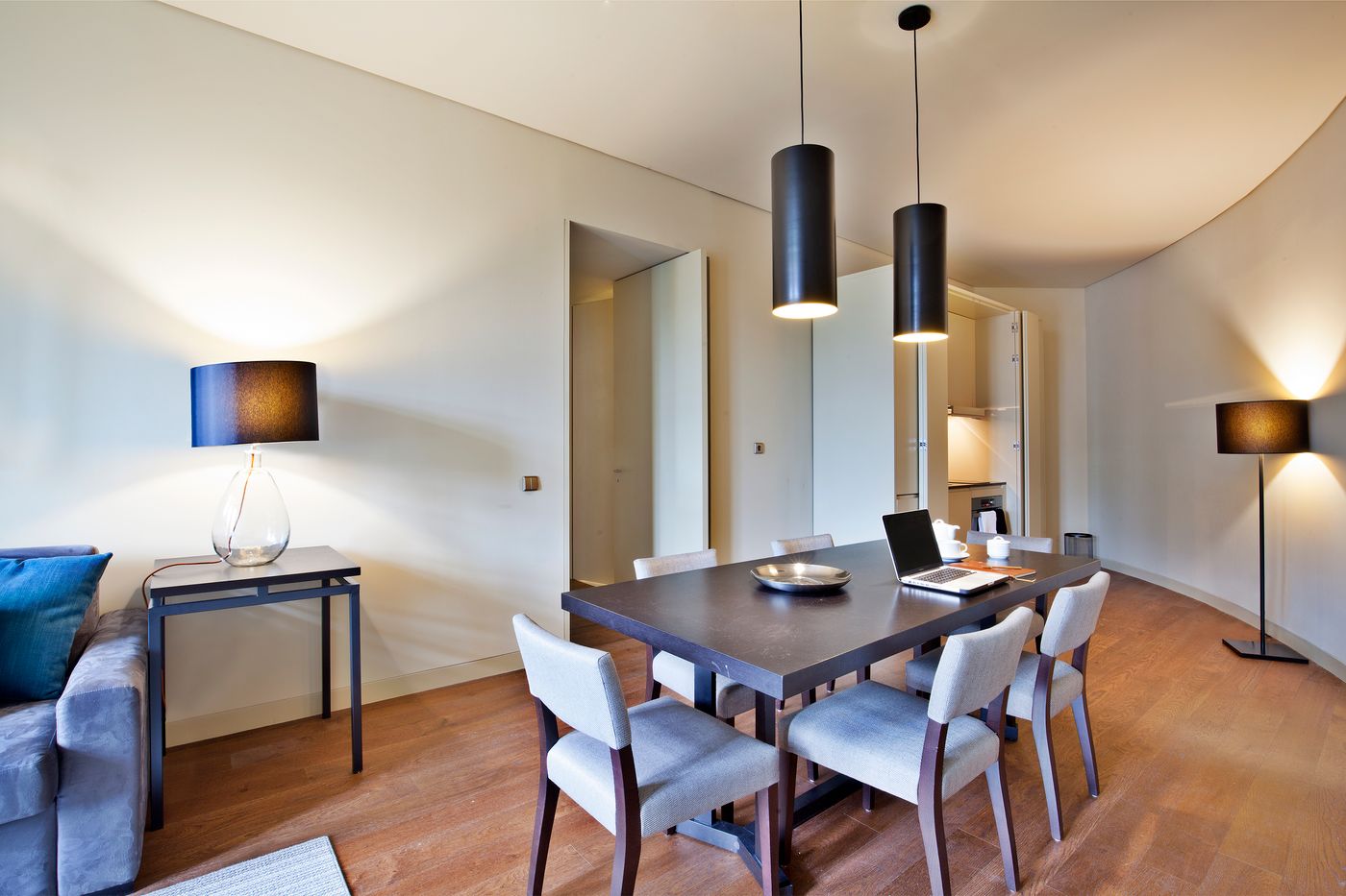 Lisbon-Five-Stars-Apartments-8-Building-Room-19