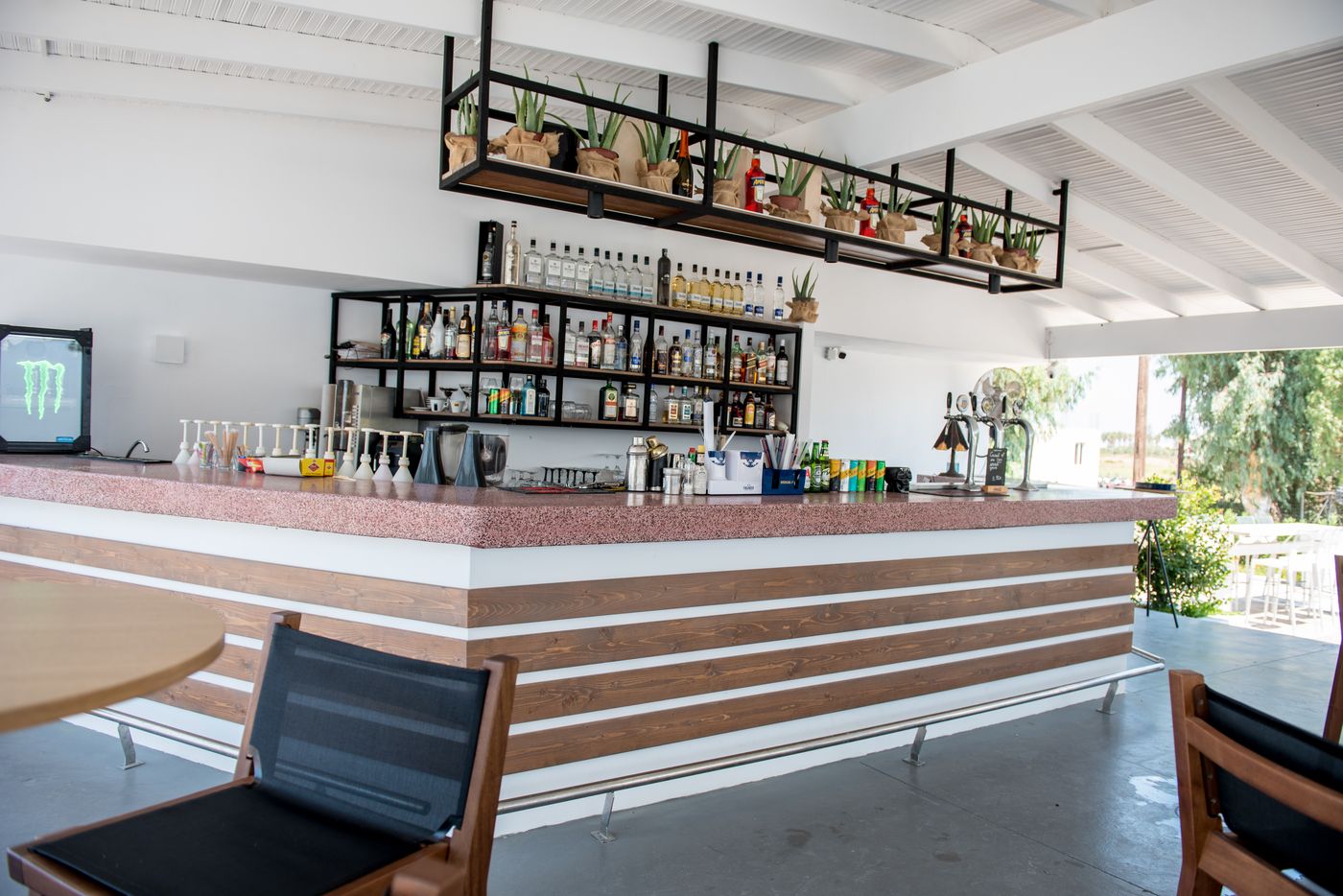 Summer-Village-Hotel-Bar-32