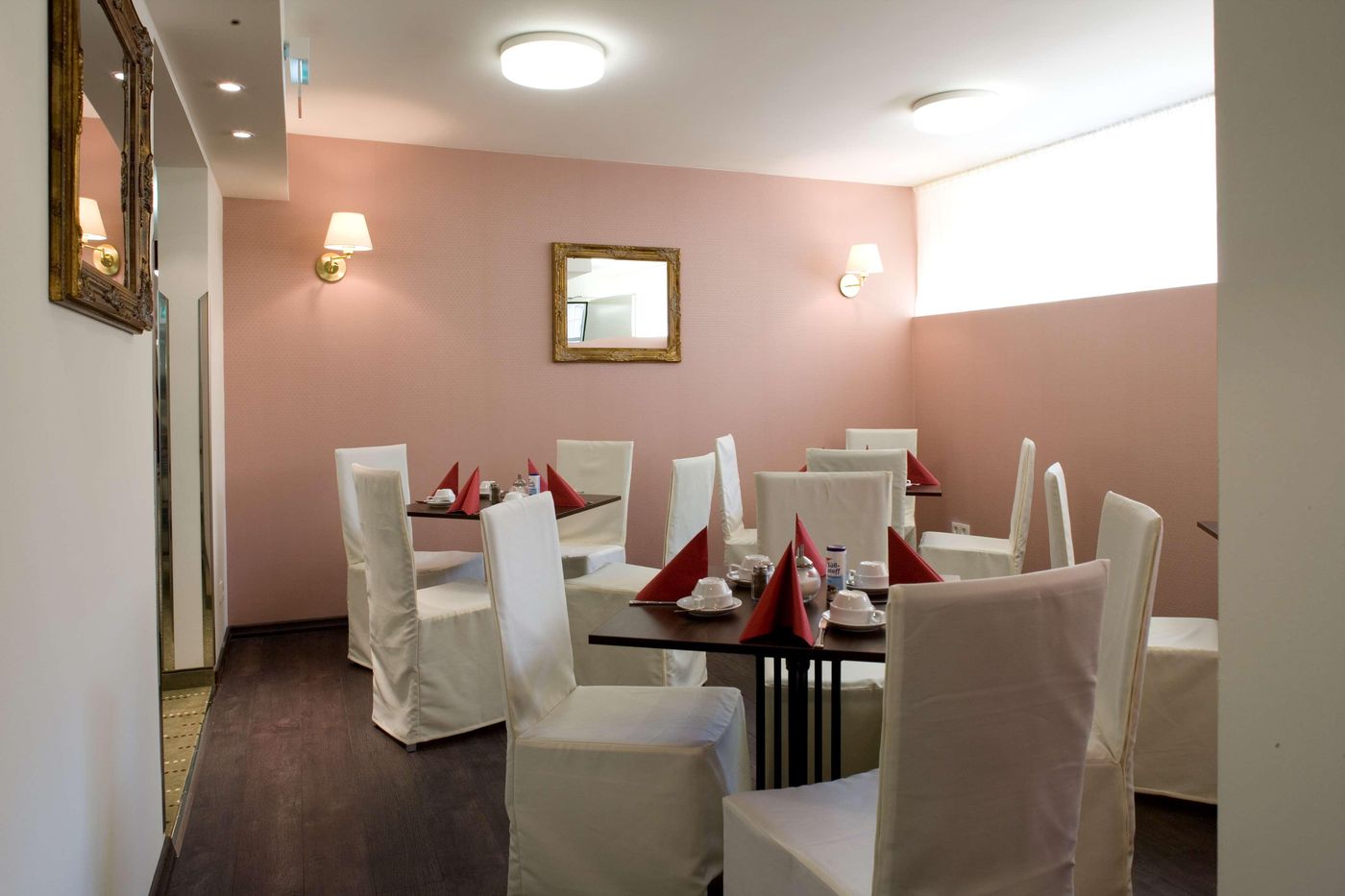 Best-Western-Hotel-am-Spittelmarkt-Restaurant-45