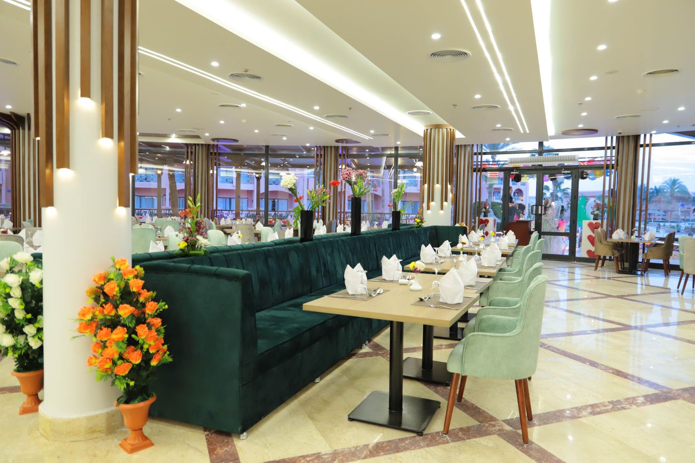 Parrotel Aqua Park Resort