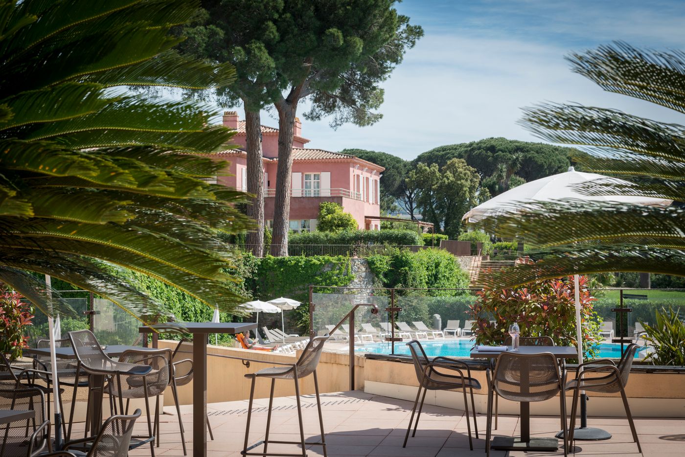 Les-Jardins-de-Sainte-Maxime-Terrace-7