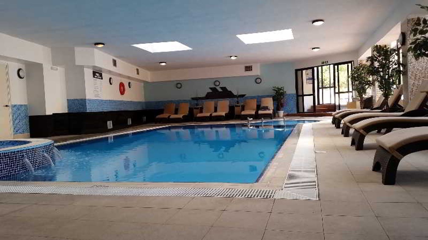 Club-Salina-Warhf-Pool-40