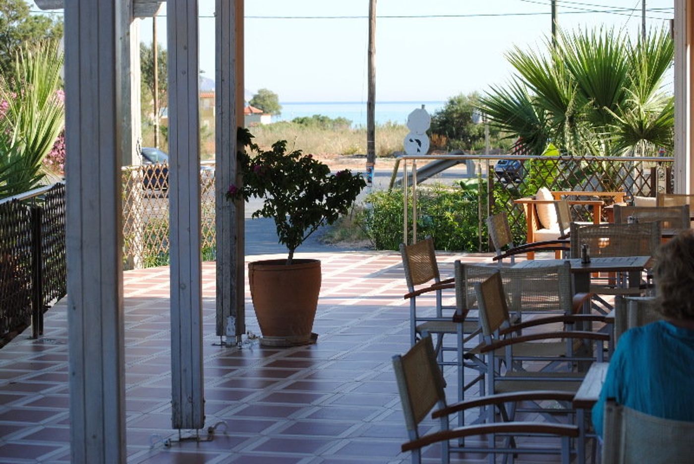 Delfina-Art-Terrace-5