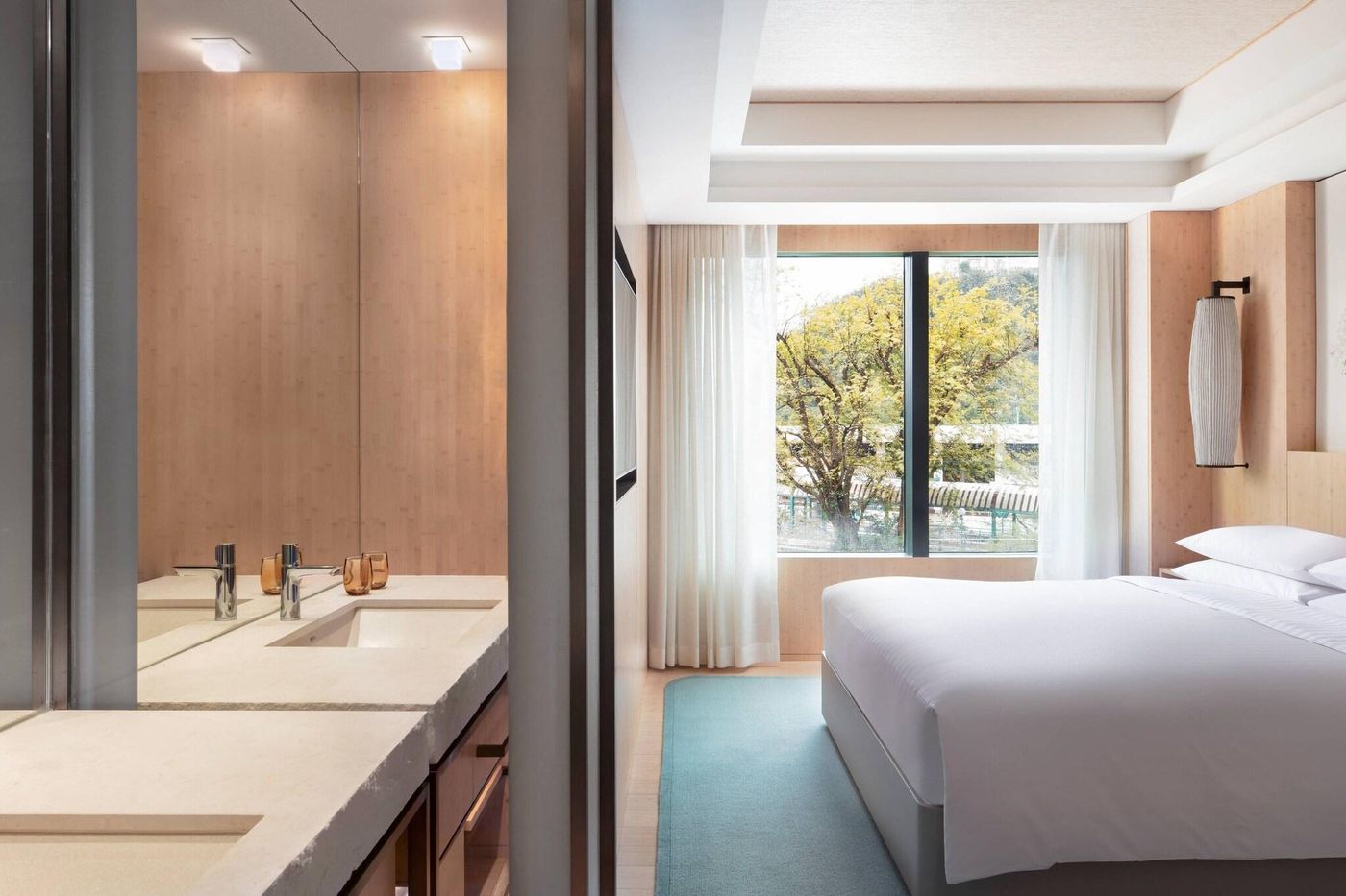 Hong-Kong-Ocean-Park-Marriott-Hotel-Room-41