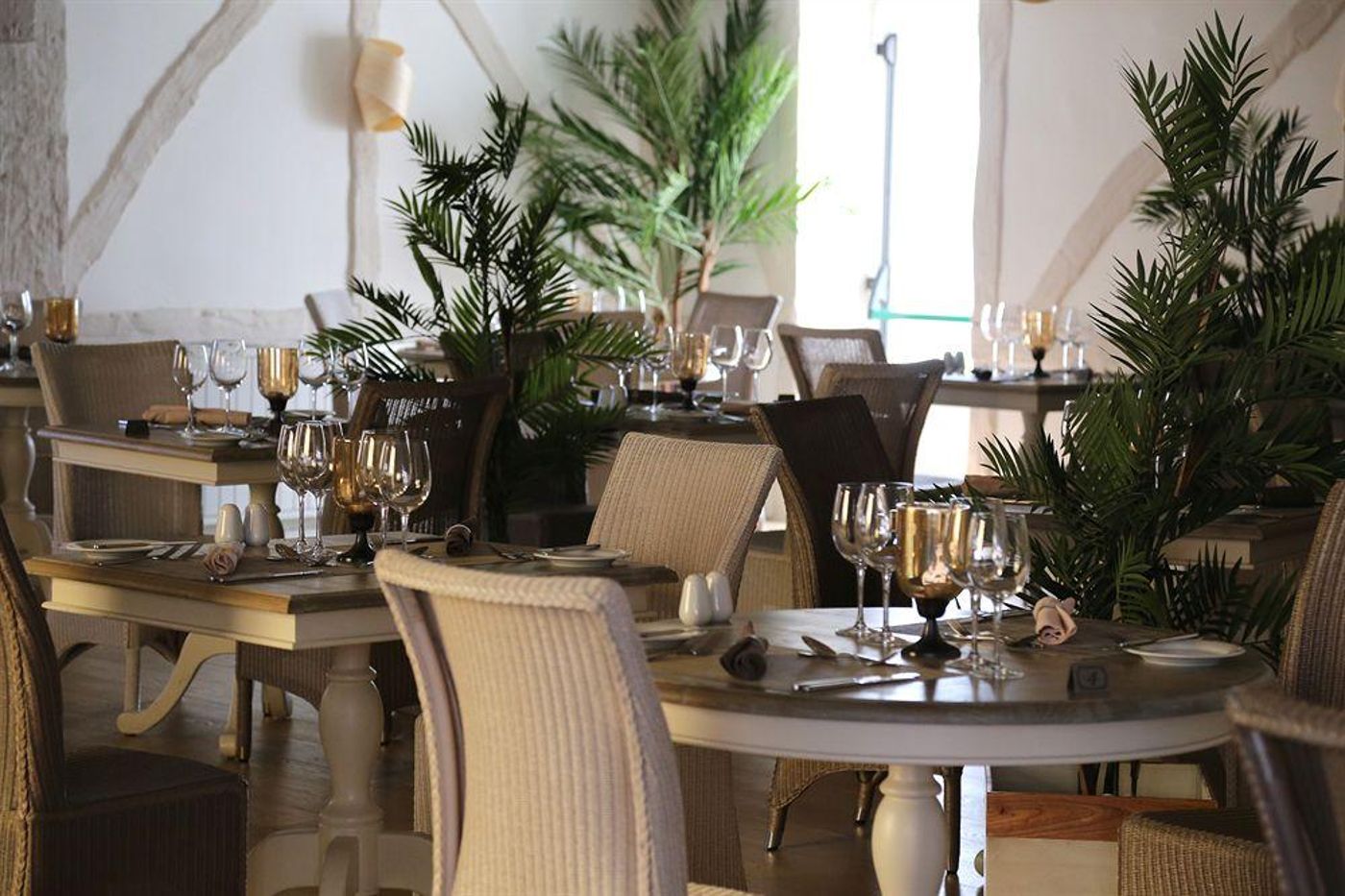 La-Place-Hotel-Restaurant-9