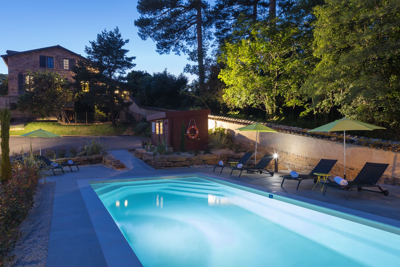 Contact Hotel Le Savigny & Spa - France - VILLEFRANCHE-SUR-SAONE - Pool - 2