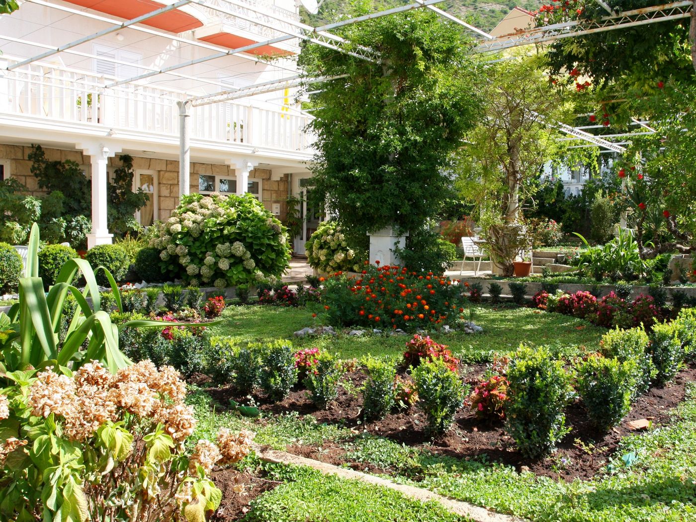 Apartments Cakelic-Croatia-MLINI-Lobby-7