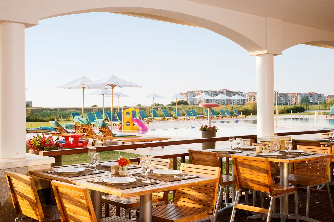 Sunrise-All-Suites-Resort-Terrace-20