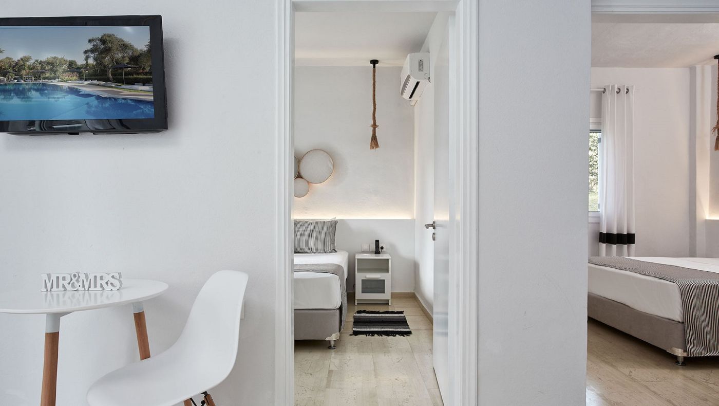 Mr---Mrs-White-Corfu-Room-35