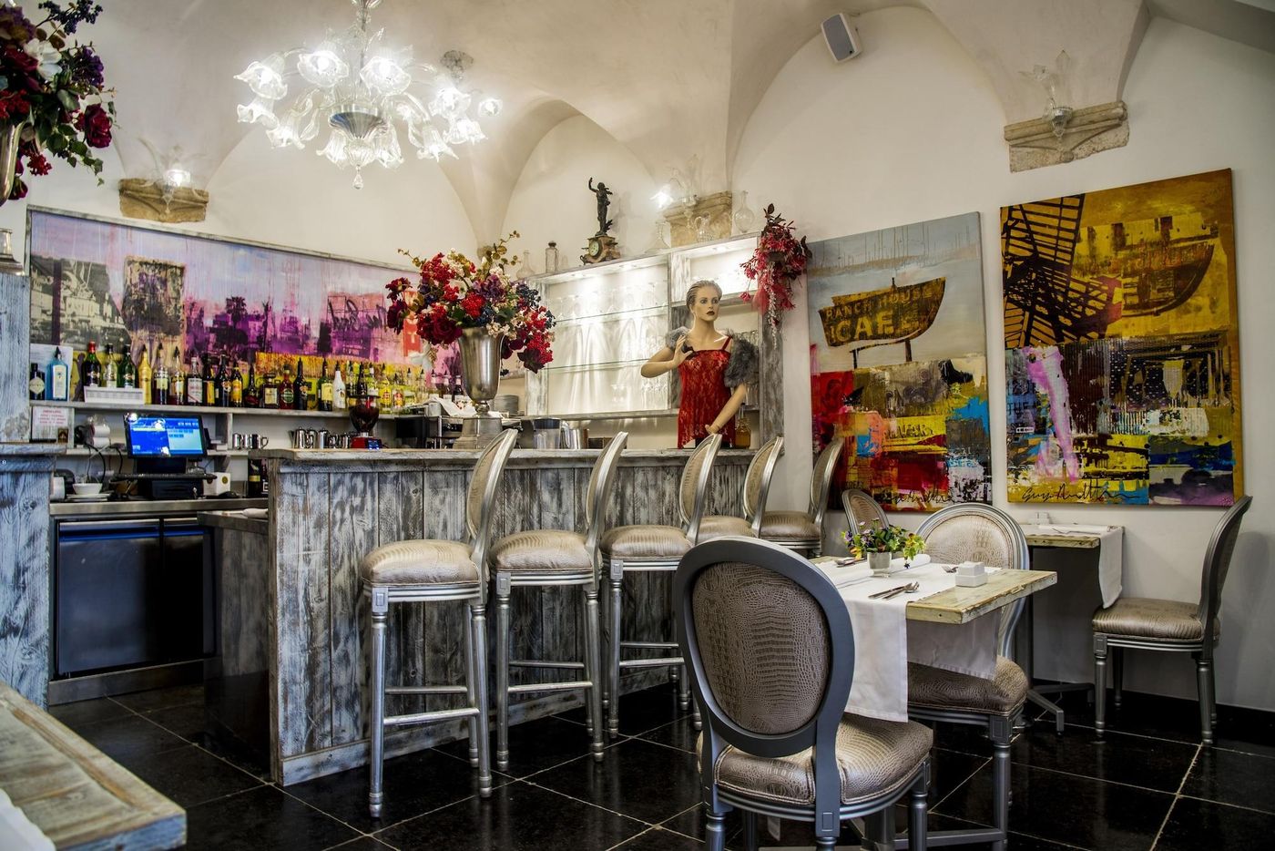 Prijeko-Palace-Bar-48