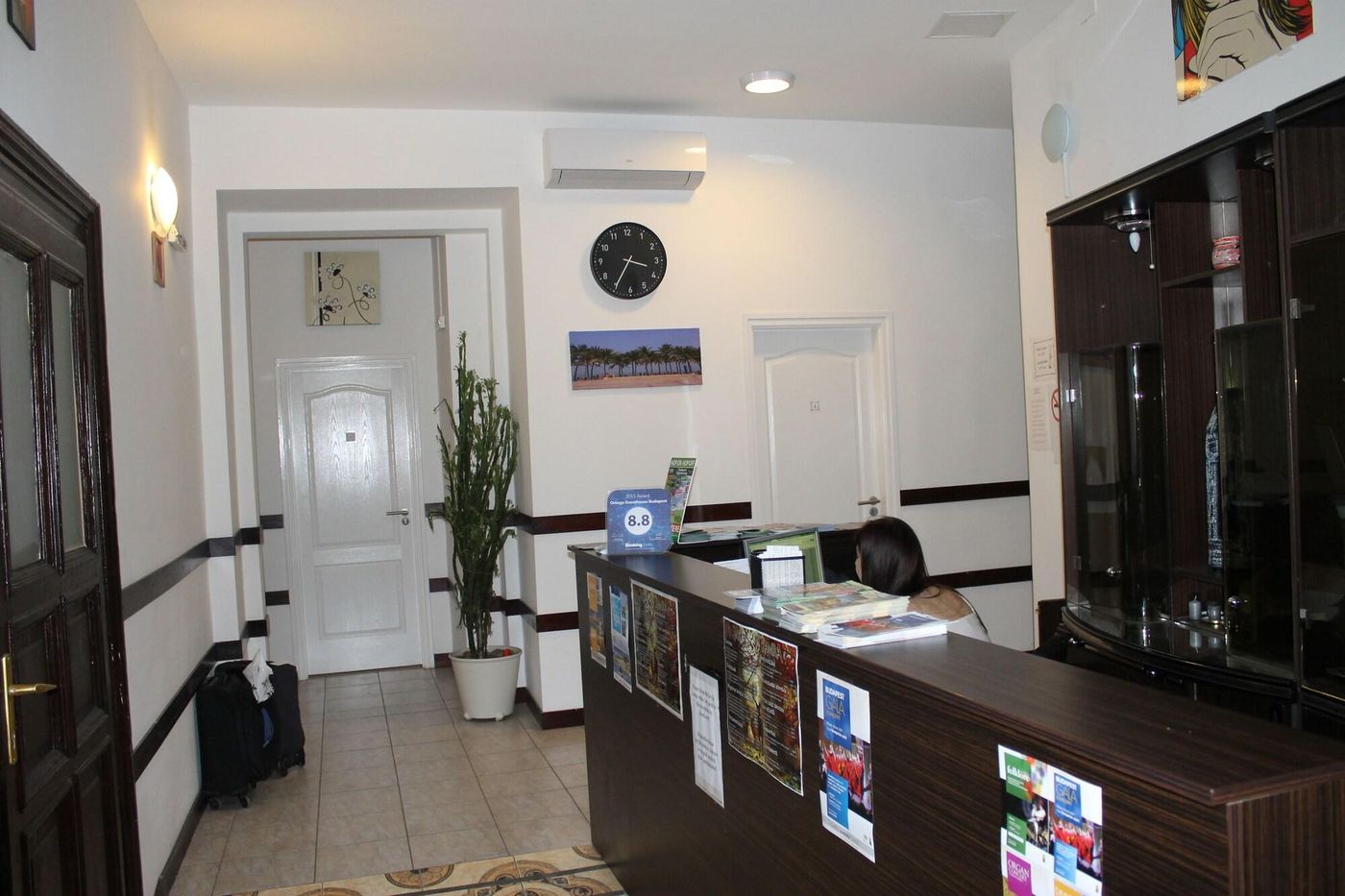 Omega-Guesthouse-Budapest-Sports-and-Entertainment-7