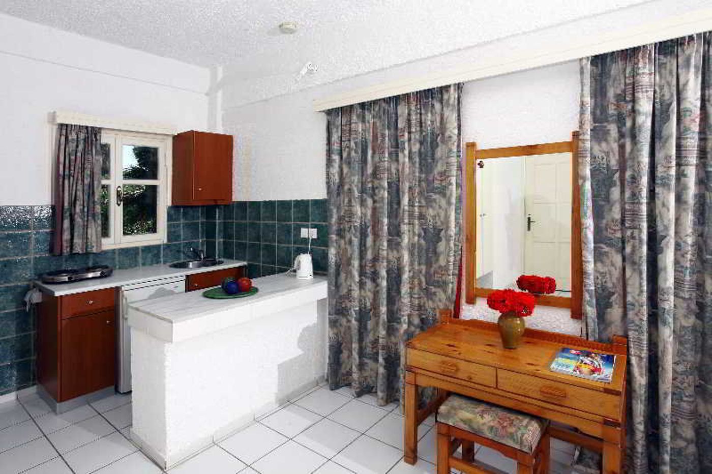 Classic-Apartments-Room-23