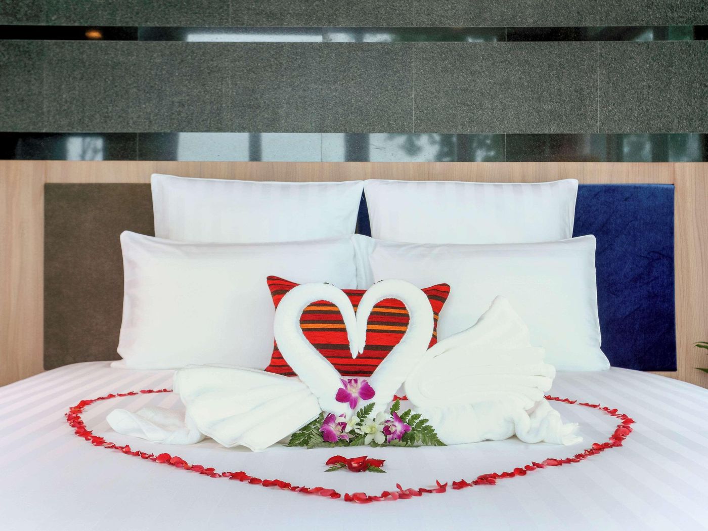 Novotel-Phuket-Kamala-Room-52