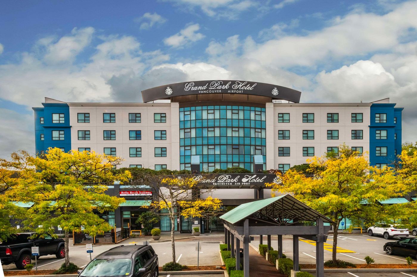 Grand-Park-Hotel-Vancouver-Airport-General-view-11