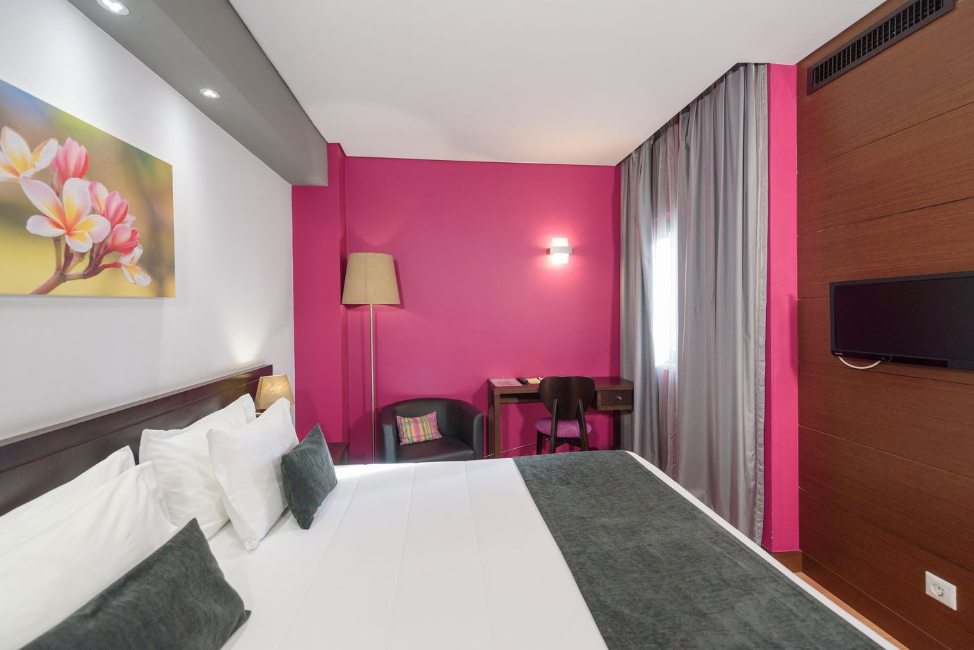 Hotel Luena-Portugal-LISBON-Room-5