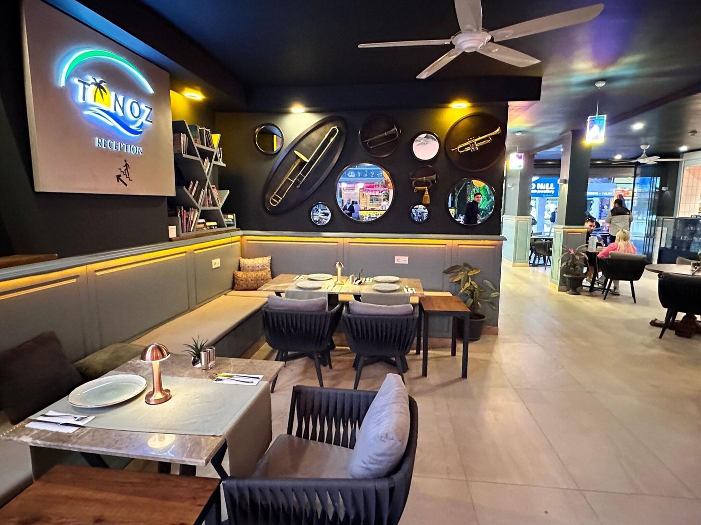 Tonoz-Beach-Hotel-Restaurant-54