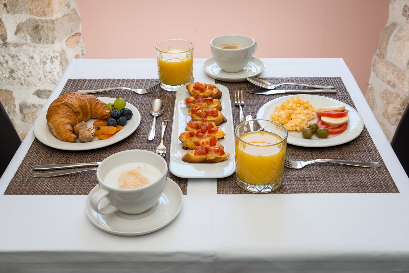 Palace-Suites-Heritage-hotel---Adults-Only-Restaurant-34