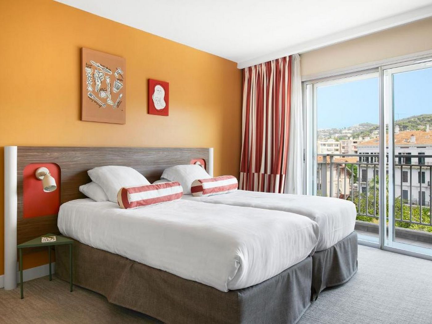 Hotel-Abrial-Cannes-Centre-Room-37
