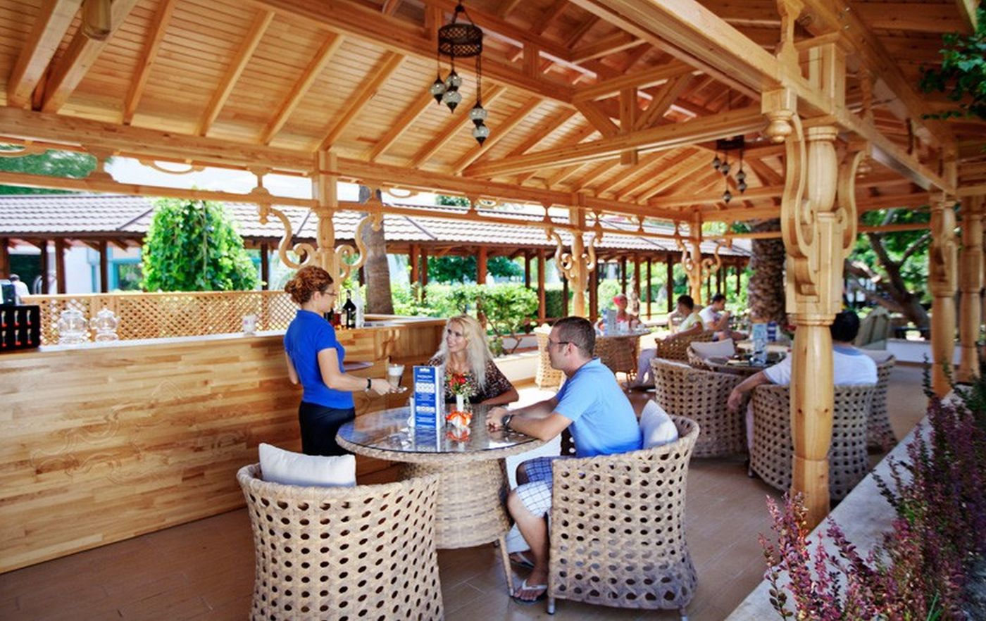 Swandor-Kemer-Resort-Bar-15
