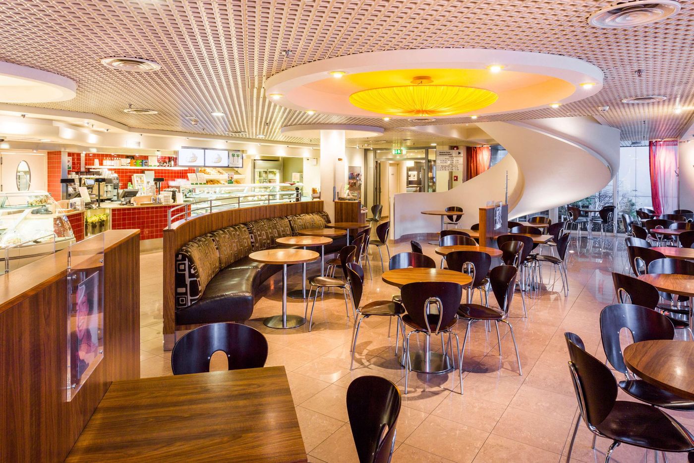 Radisson-Blu-Hotel-Olumpia--Bar-15