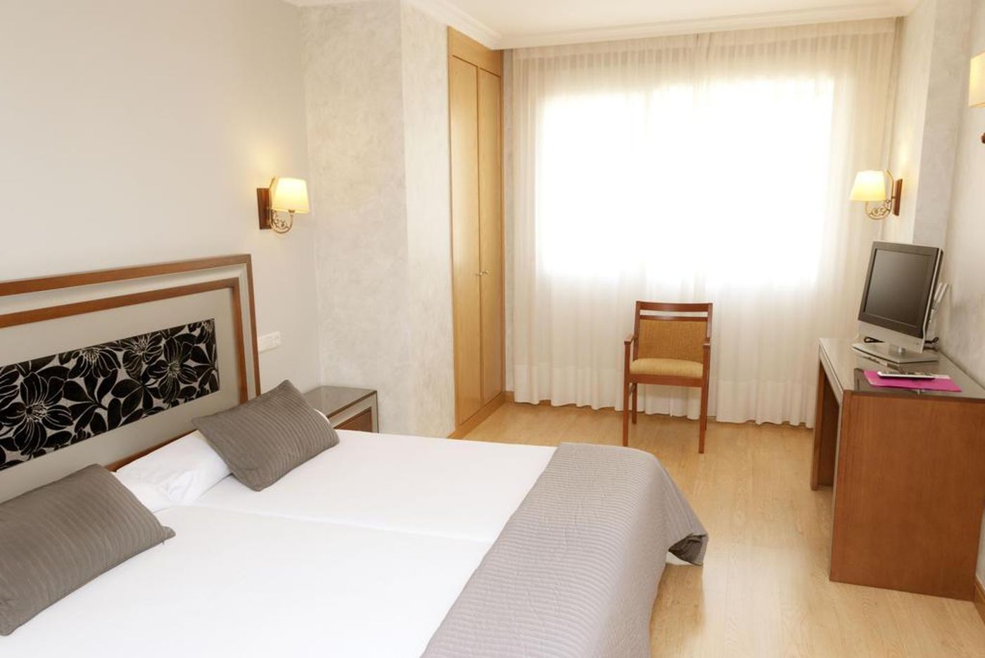 Abadia Camino De Santiago-Spain-BURGOS-General view-2