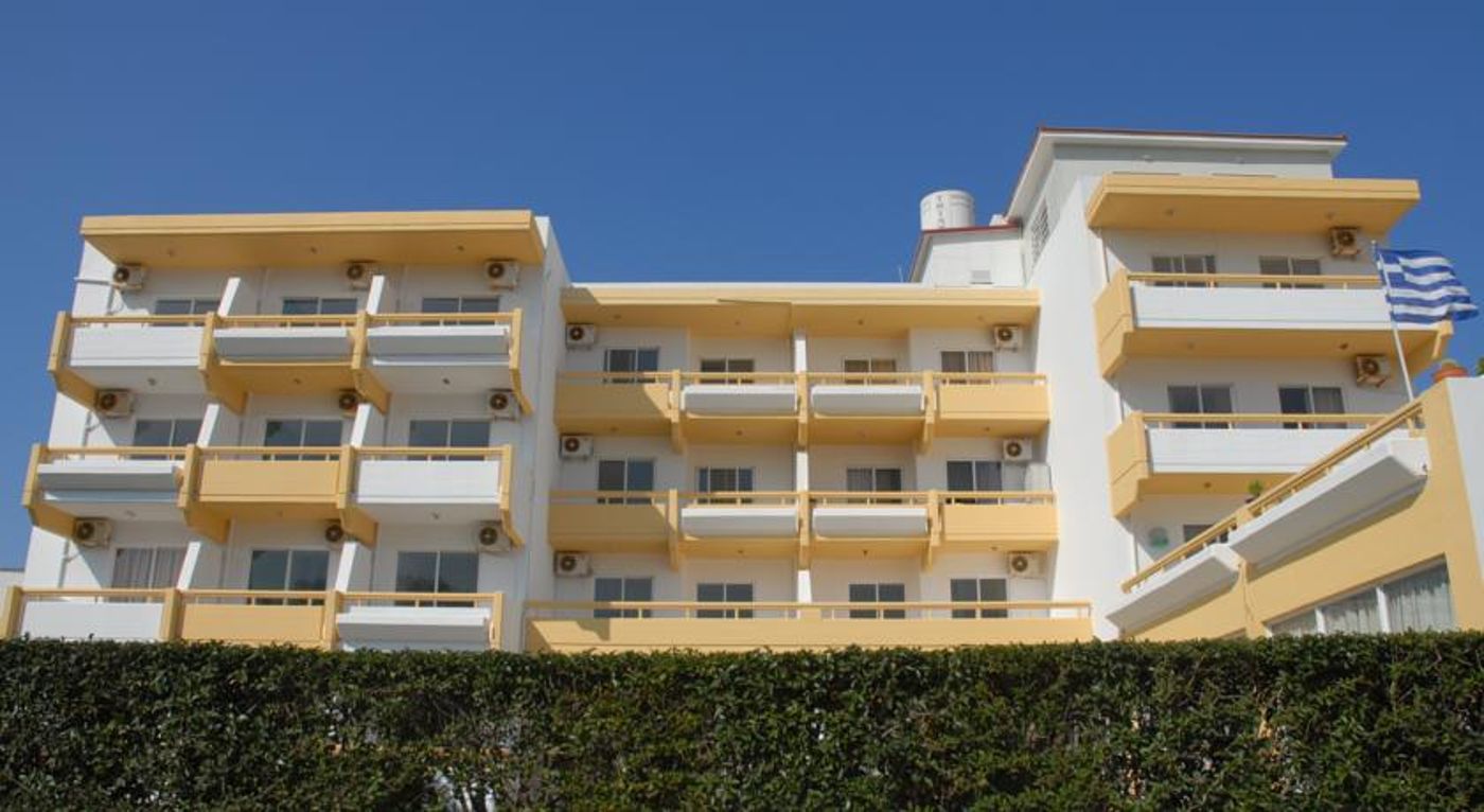 Trianta Hotel Apartments