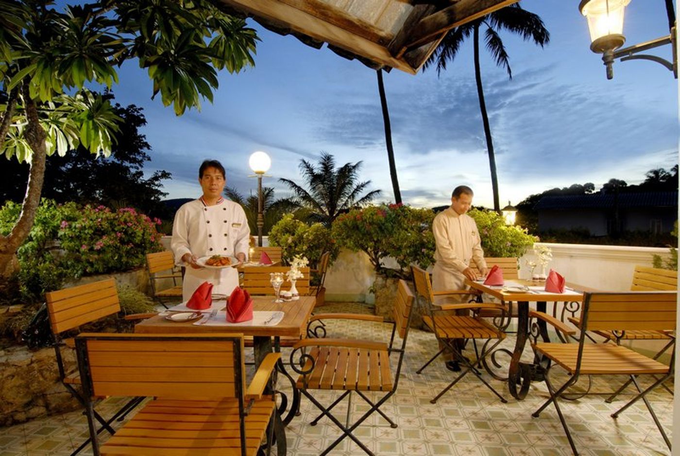 Kantary-Bay-Hotel-Phuket-Restaurant-9