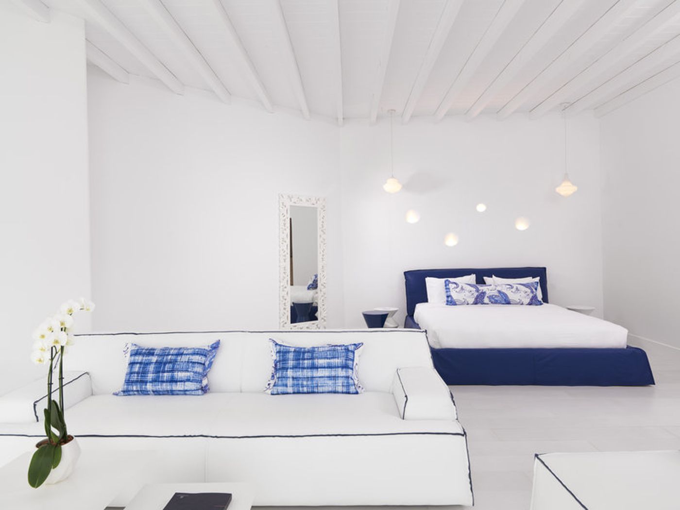 Katikies-Mykonos---The-Leading-Hotels-Of-The-World-Room-28