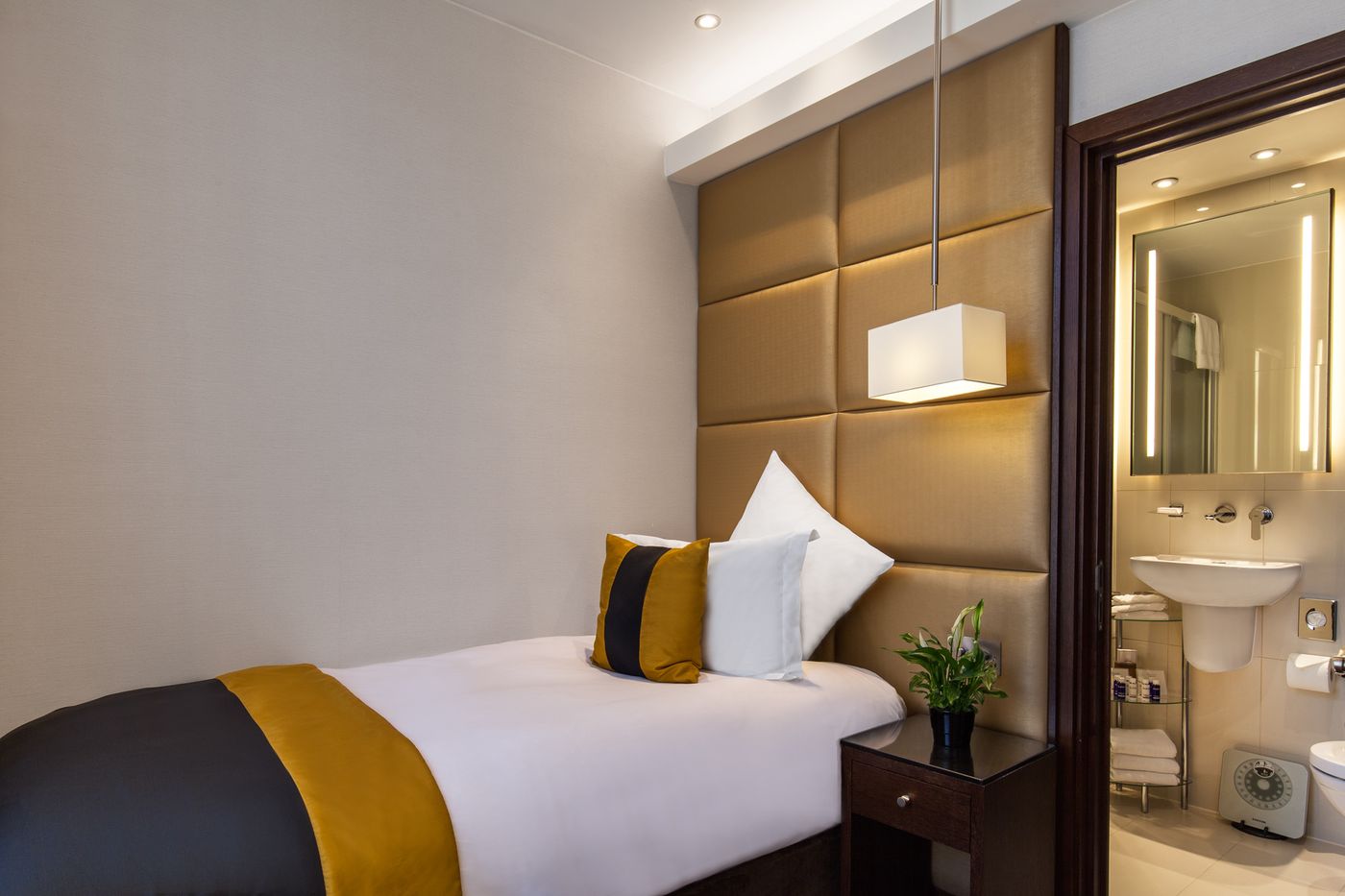 Montcalm Piccadilly Townhouse, London West End - United Kingdom - LONDON - Room - 3