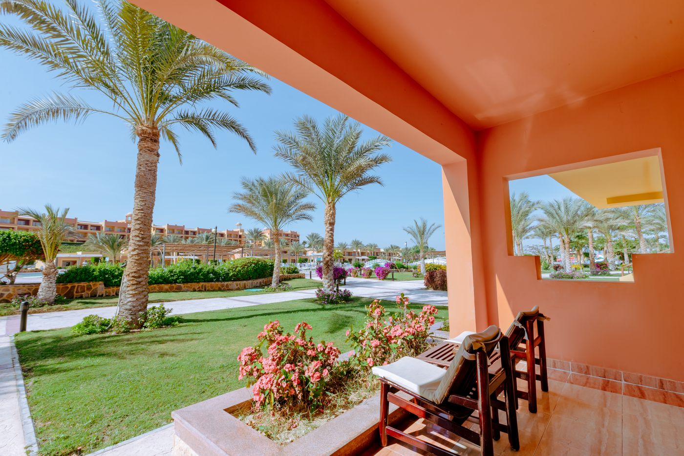 Malikia-Resort-Abu-Dabbab-Room-12