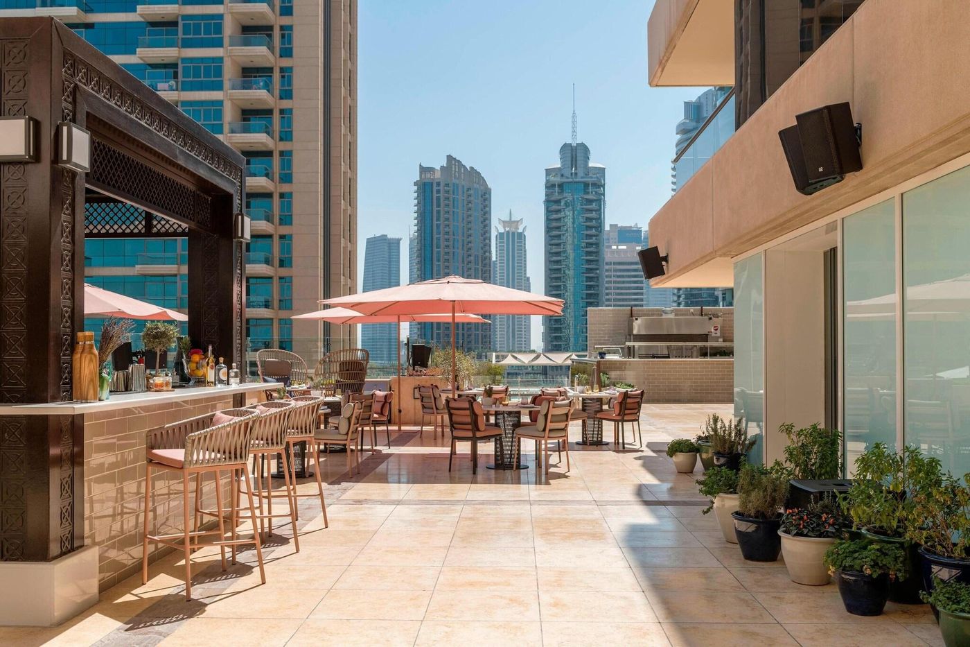 Grosvenor-House-West-Marina-Beach-Restaurant-11