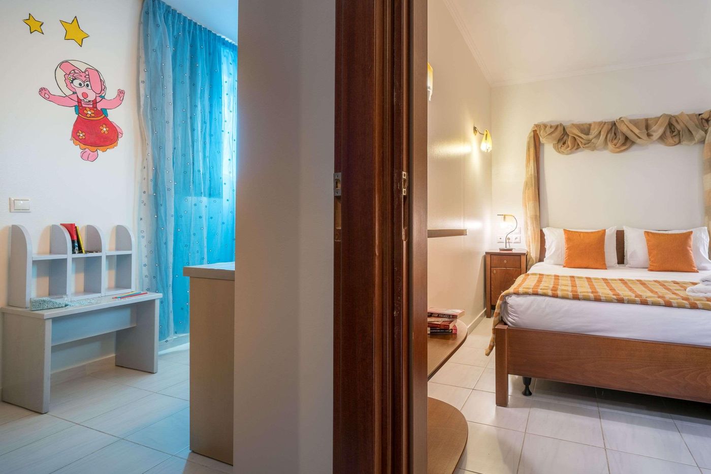 Galaxy-Beach-Resort-Room-38