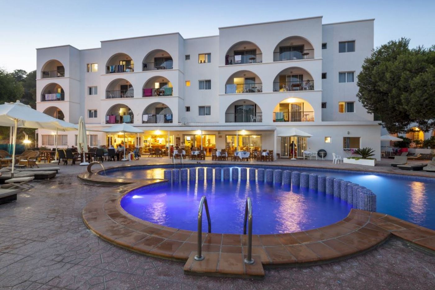 Puerto-Cala-Vadella-Pool-9