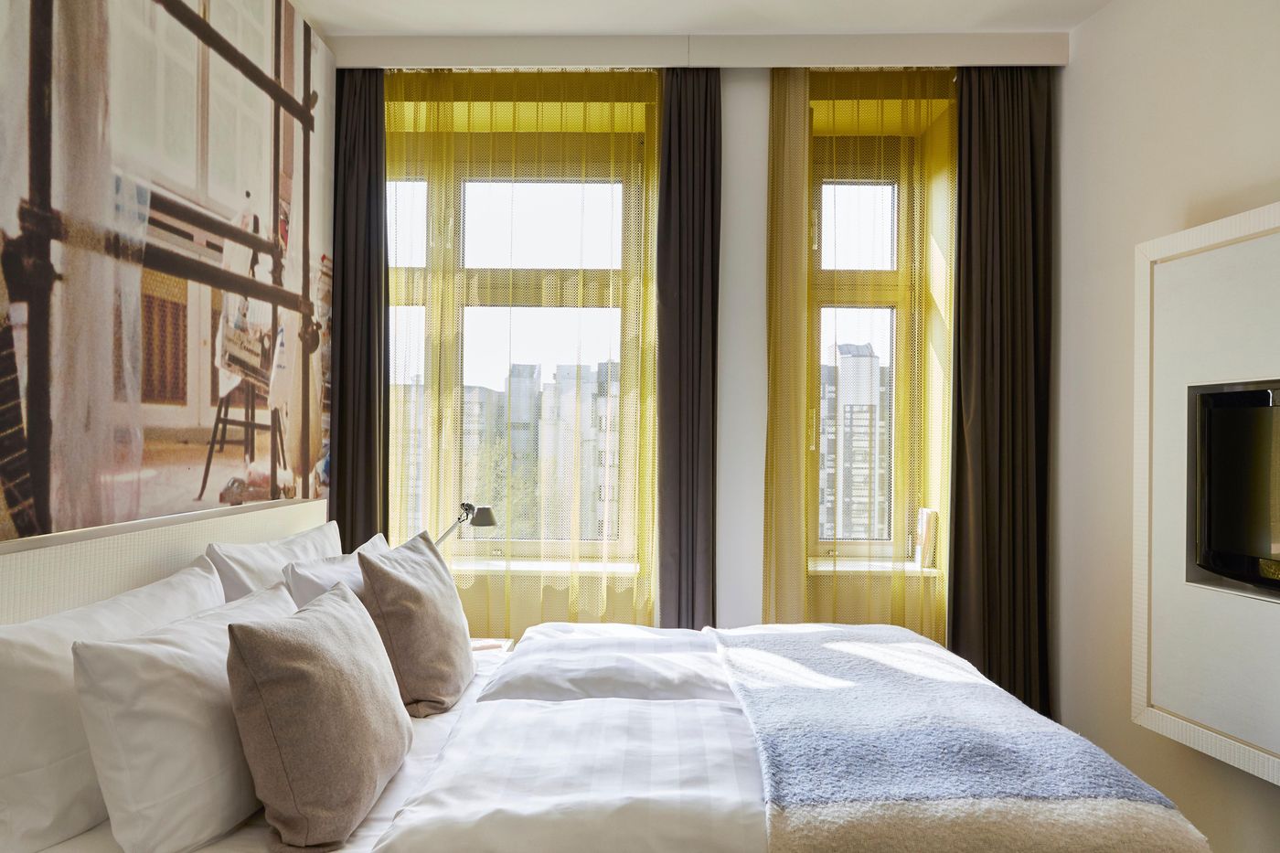 Hotel-Indigo-Berlin---Ku-damm-Room-15