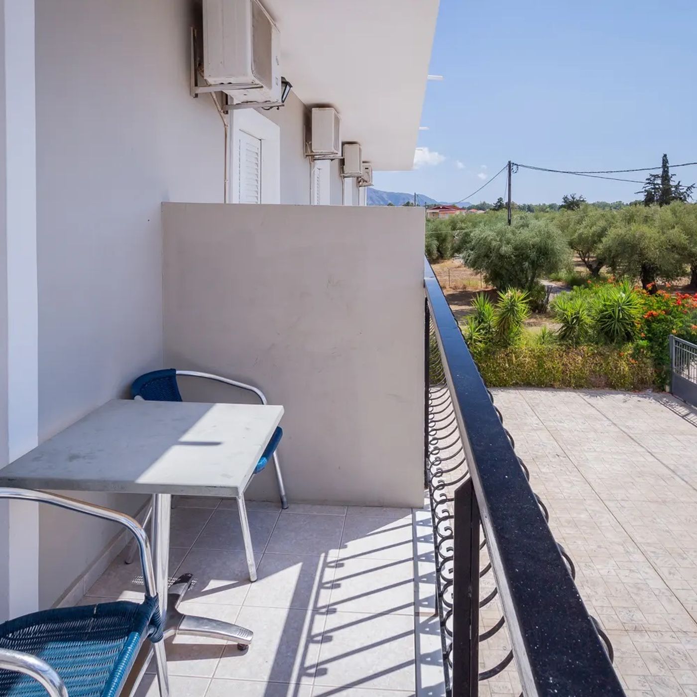 Perkes Complex Hotel