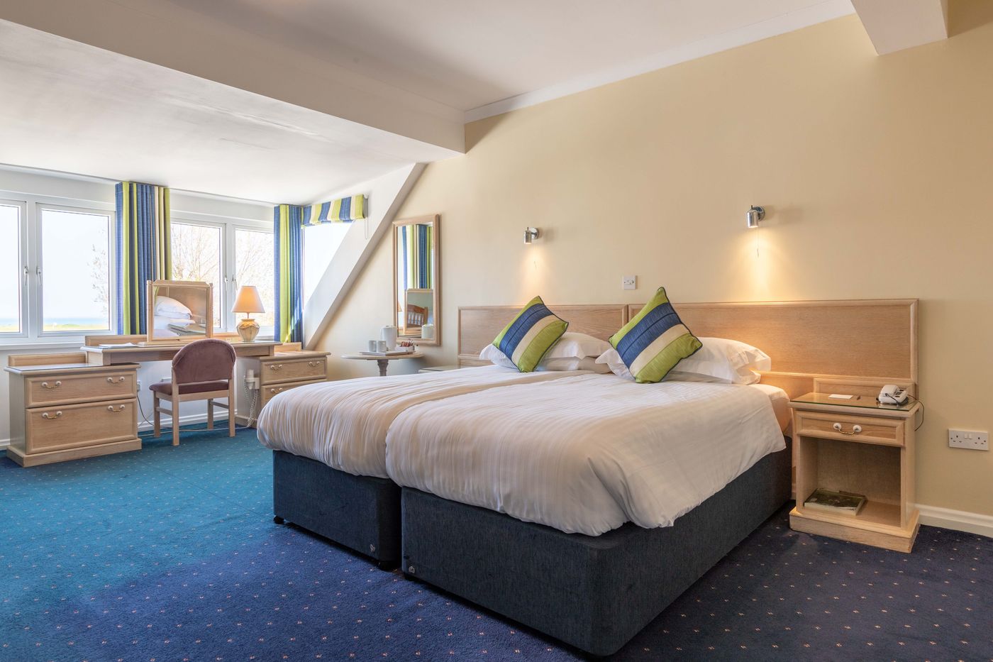 Beausite Hotel-United Kingdom-SAINT HELIER-Room-3