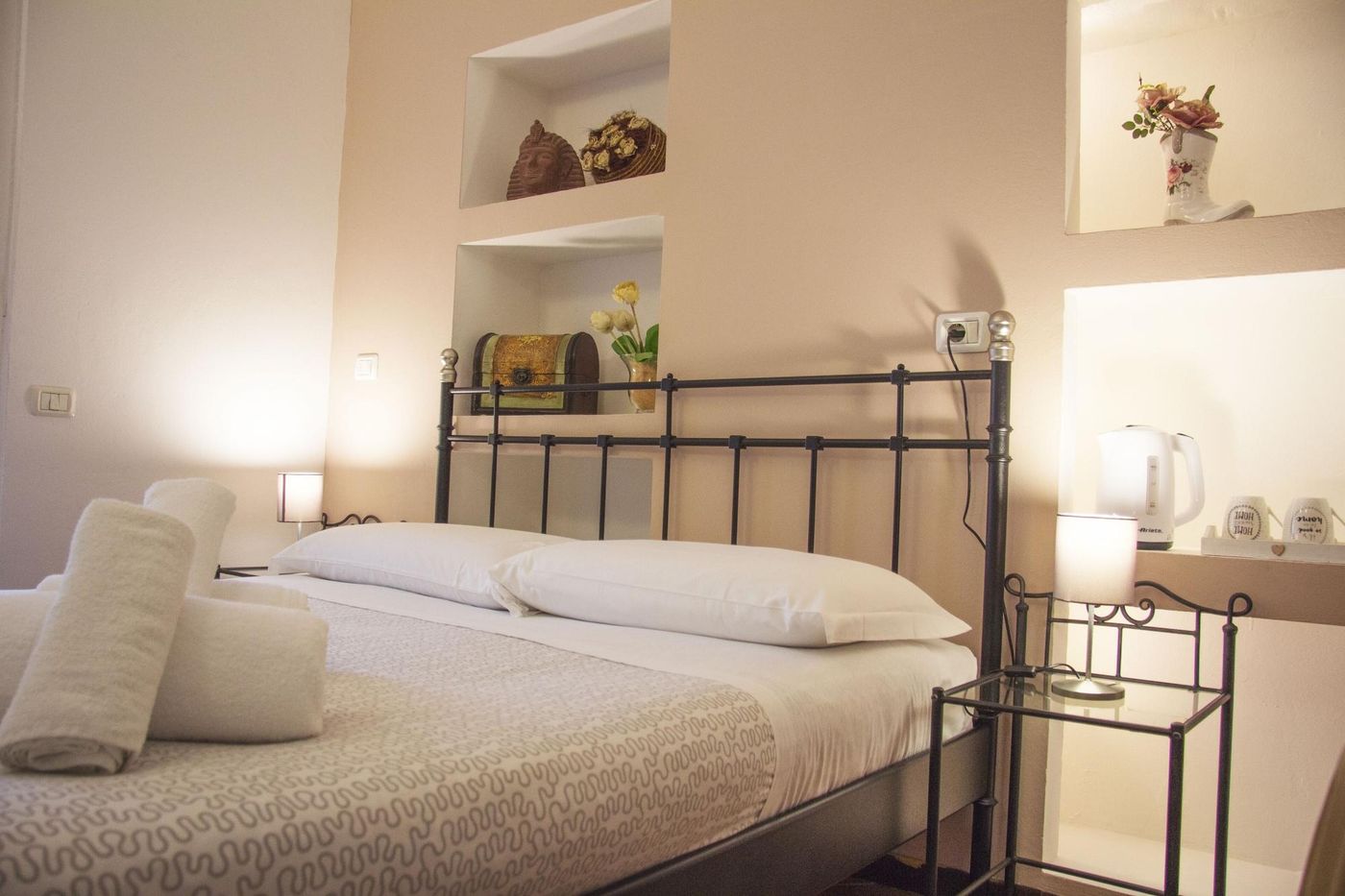 7 Archi Bed & Breakfast-Italy-COMO-Room-4