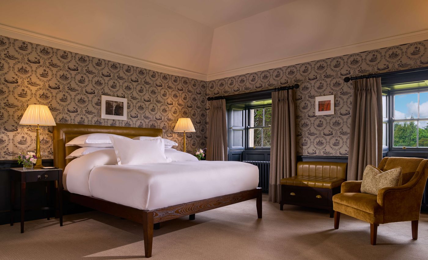 Carton-House--a-Fairmont-Managed-Hotel-Room-26