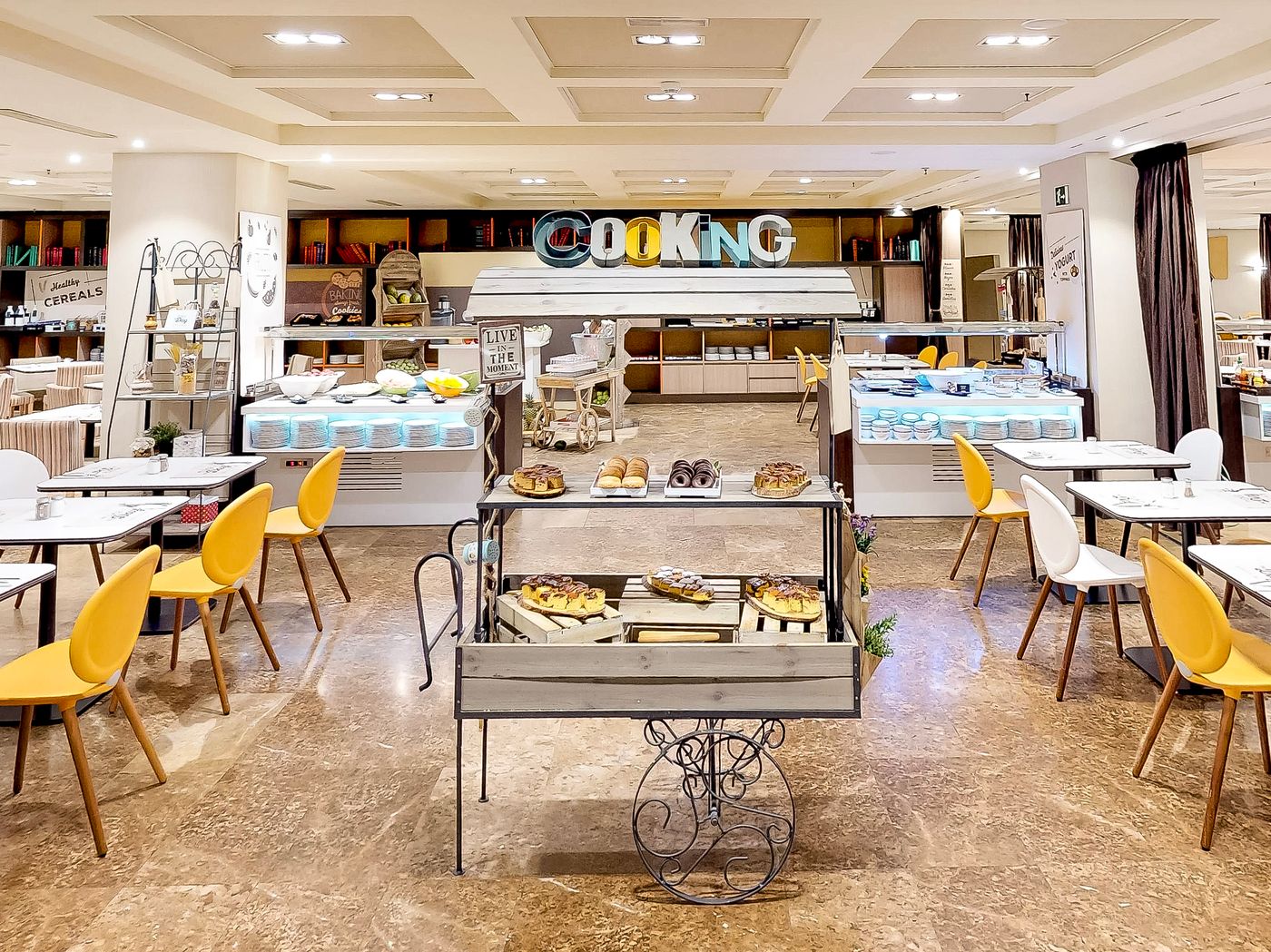 Novotel-Madrid-Center-Restaurant-45