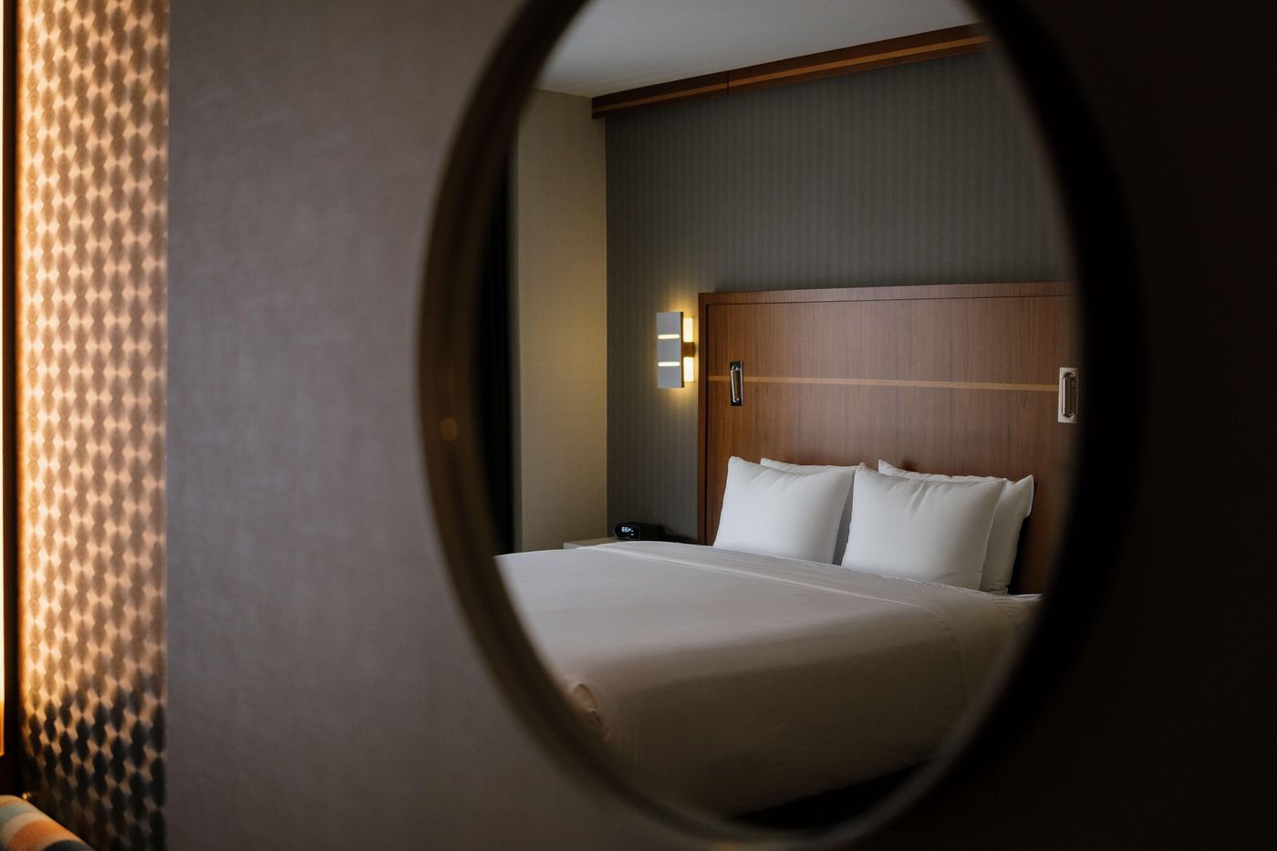 Crowne-Plaza-HY36-Midtown-Manhattan-Room-49