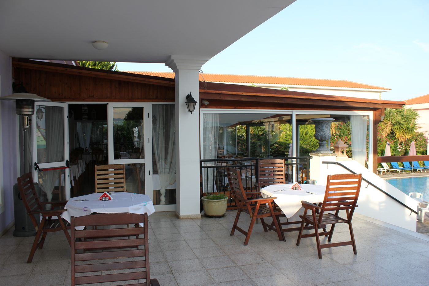 Akamanthea-Holiday-Village-Restaurant-20