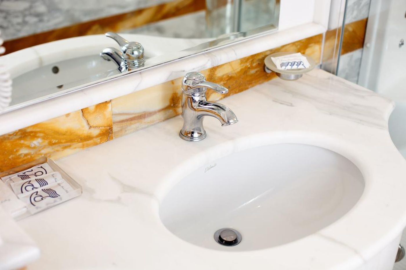 Casale-Russo-Room-20