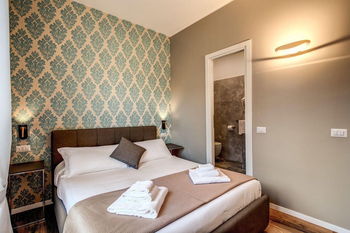 Elysium-Suites-Room-11