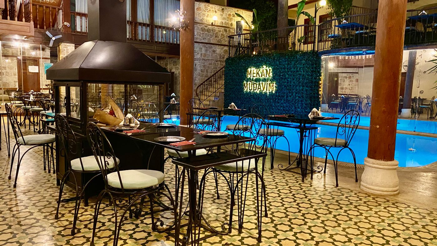 Mediterra-Art-Boutique-Hotel-Pool-48