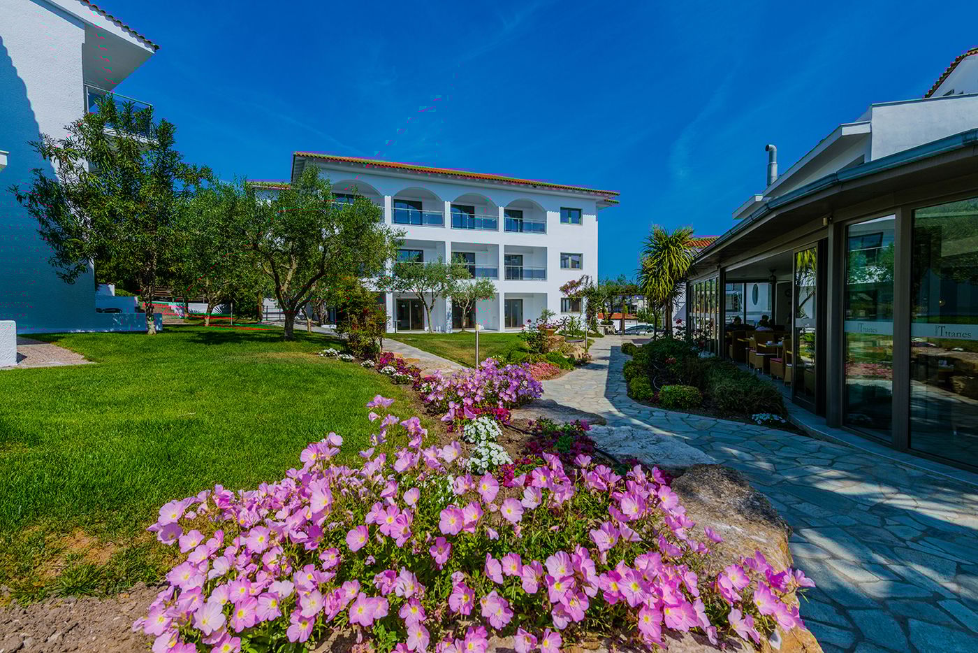 Flegra-Palace-General-view-9