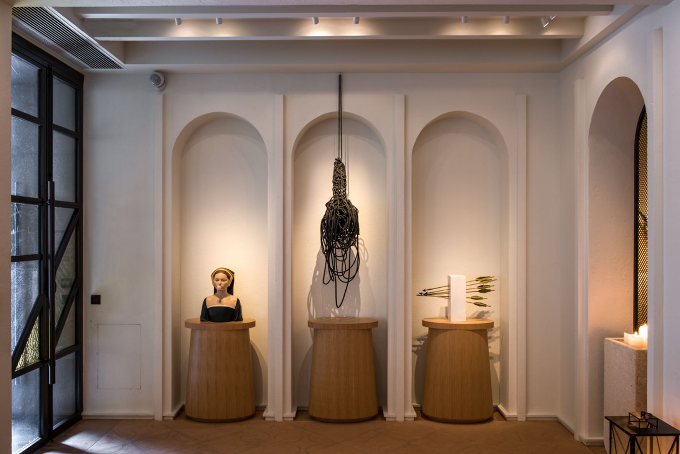 Sinner-Paris-Lobby-13