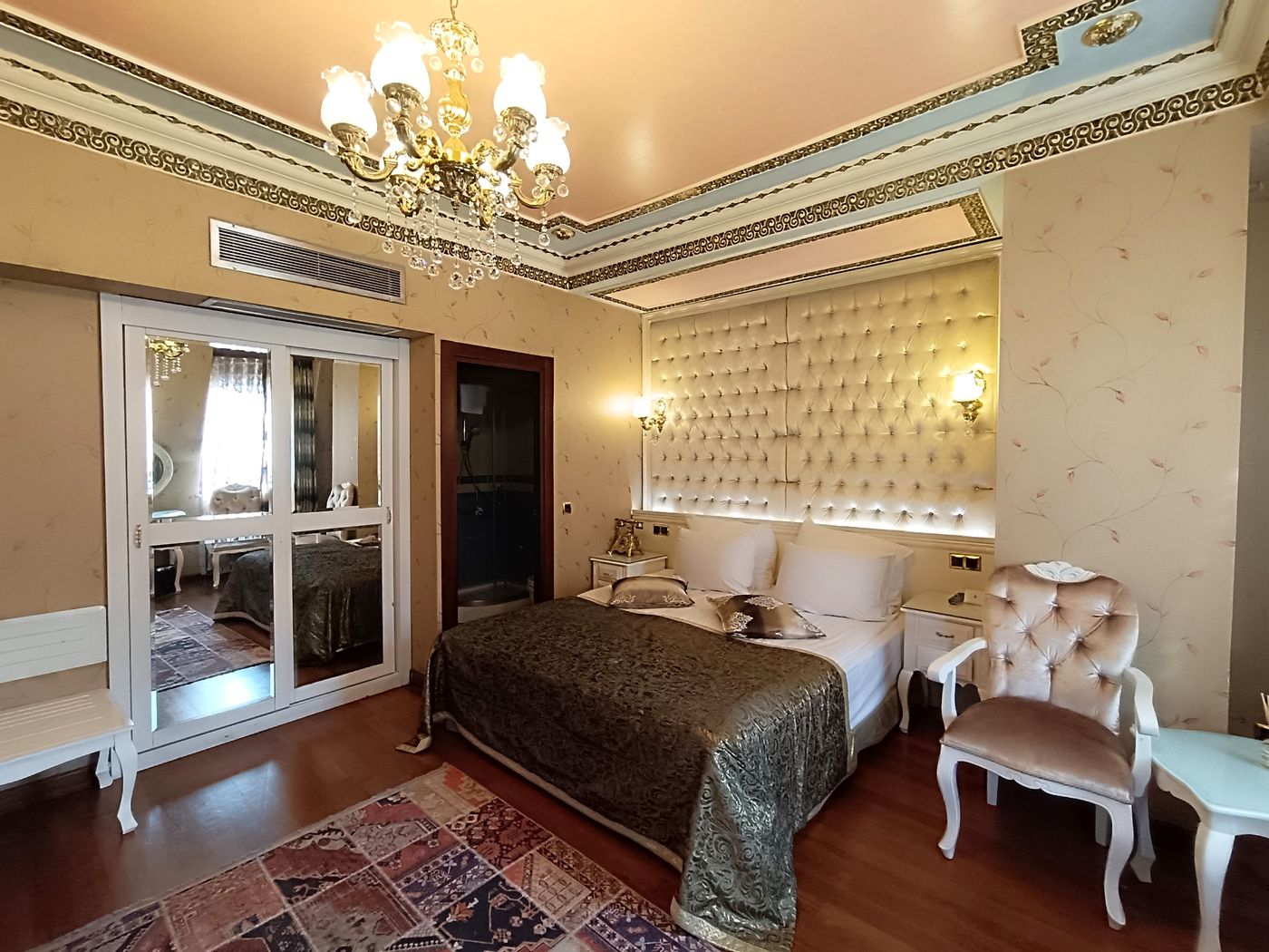 Golden-Horn-Sirkeci-Room-19