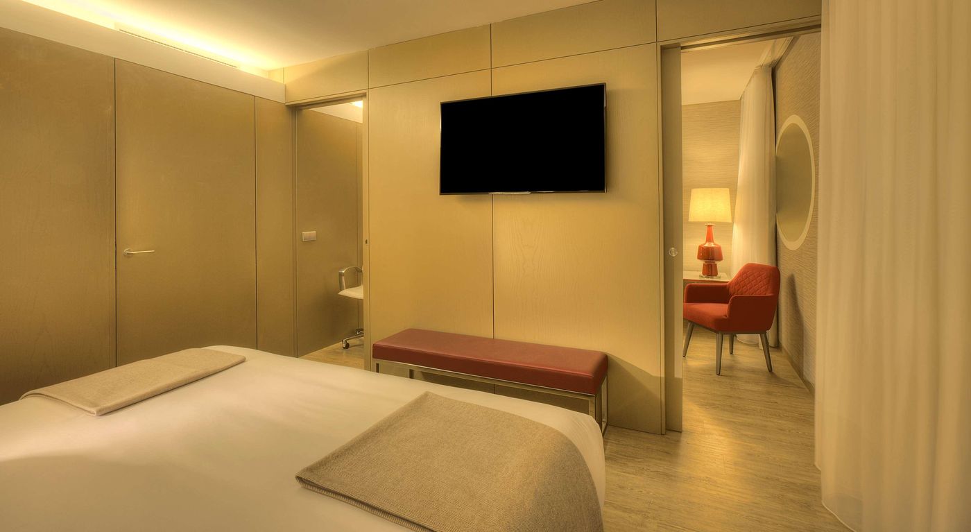 NH Collection Porto Batalha - Portugal - PORTO - Room - 0